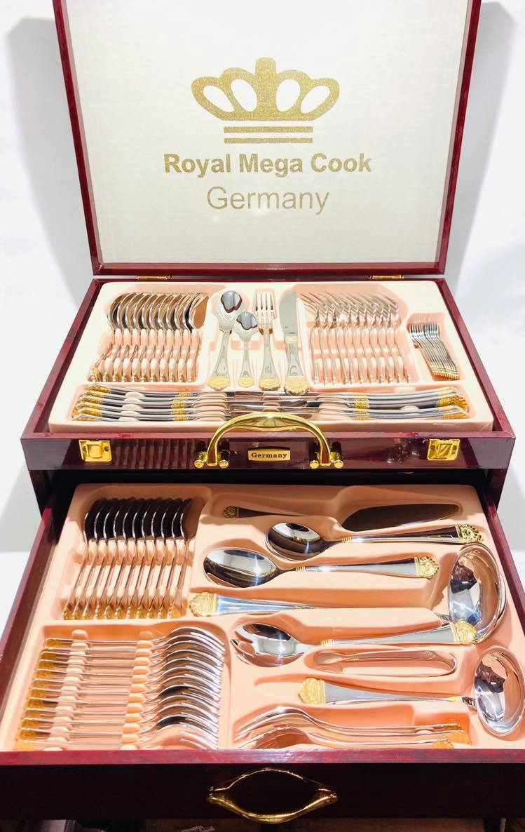 84 PC Silver & Gold Cutlery Set