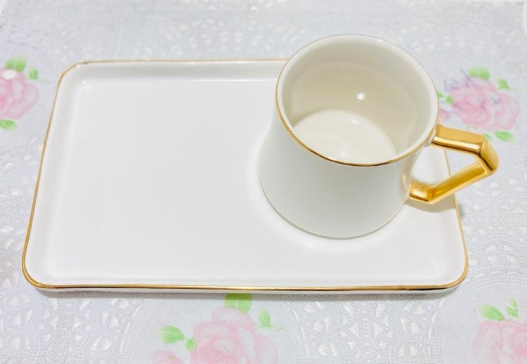 8 PC White & Gold Coffee / Tea Cup Set