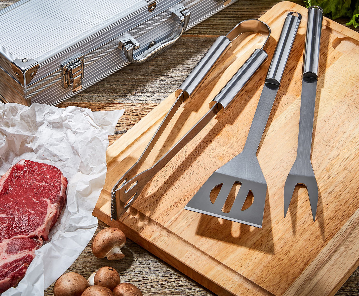 4 PC BBQ Tools Case Set