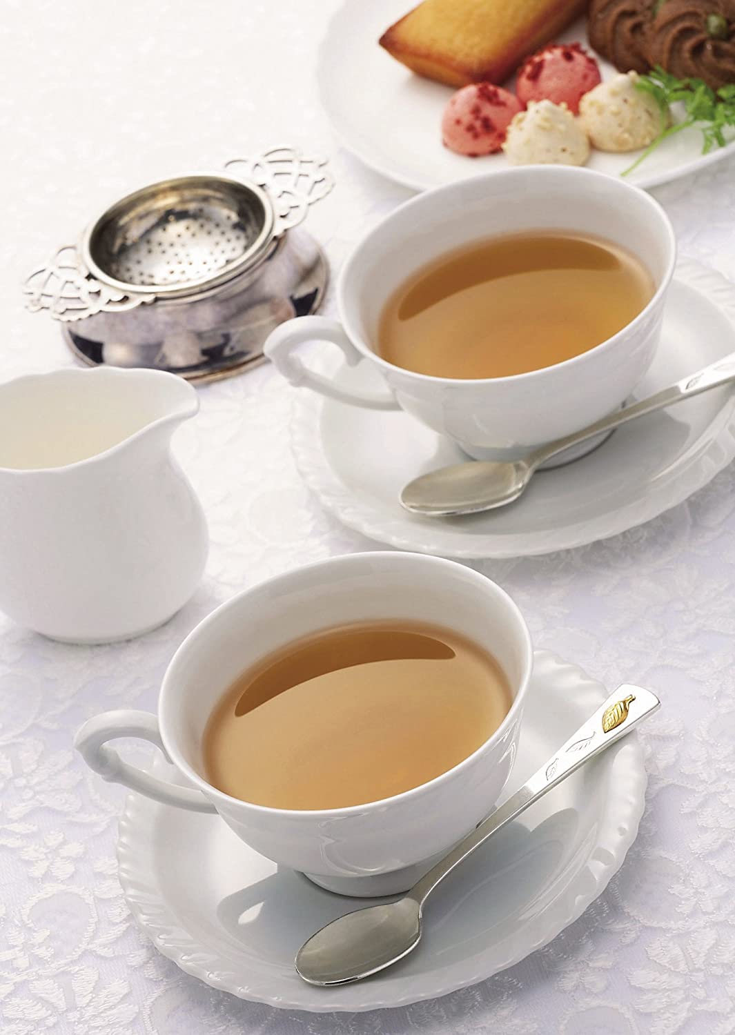 1.6 L Stainless Steel Tea Kettle With Tea Strainer