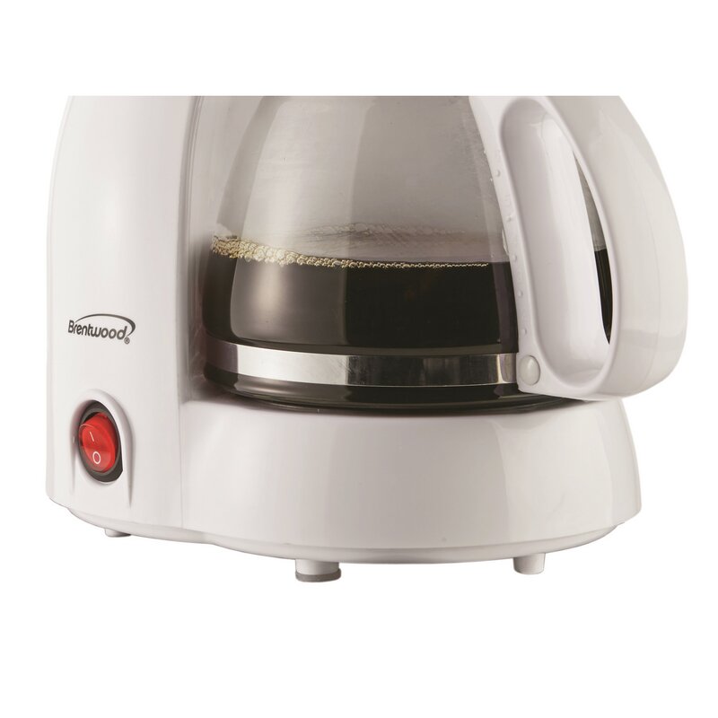 4 Cups Brentwood Coffee Maker Cafeteria