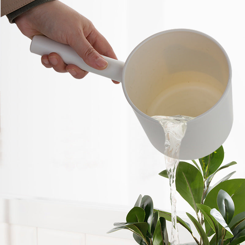 2.6L White Plastic Ladle ( Water Scoop )