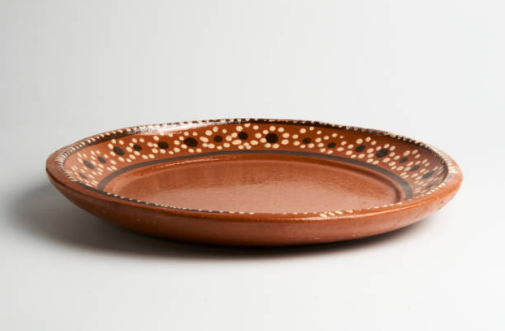 18cm Brown Round Clay Plate