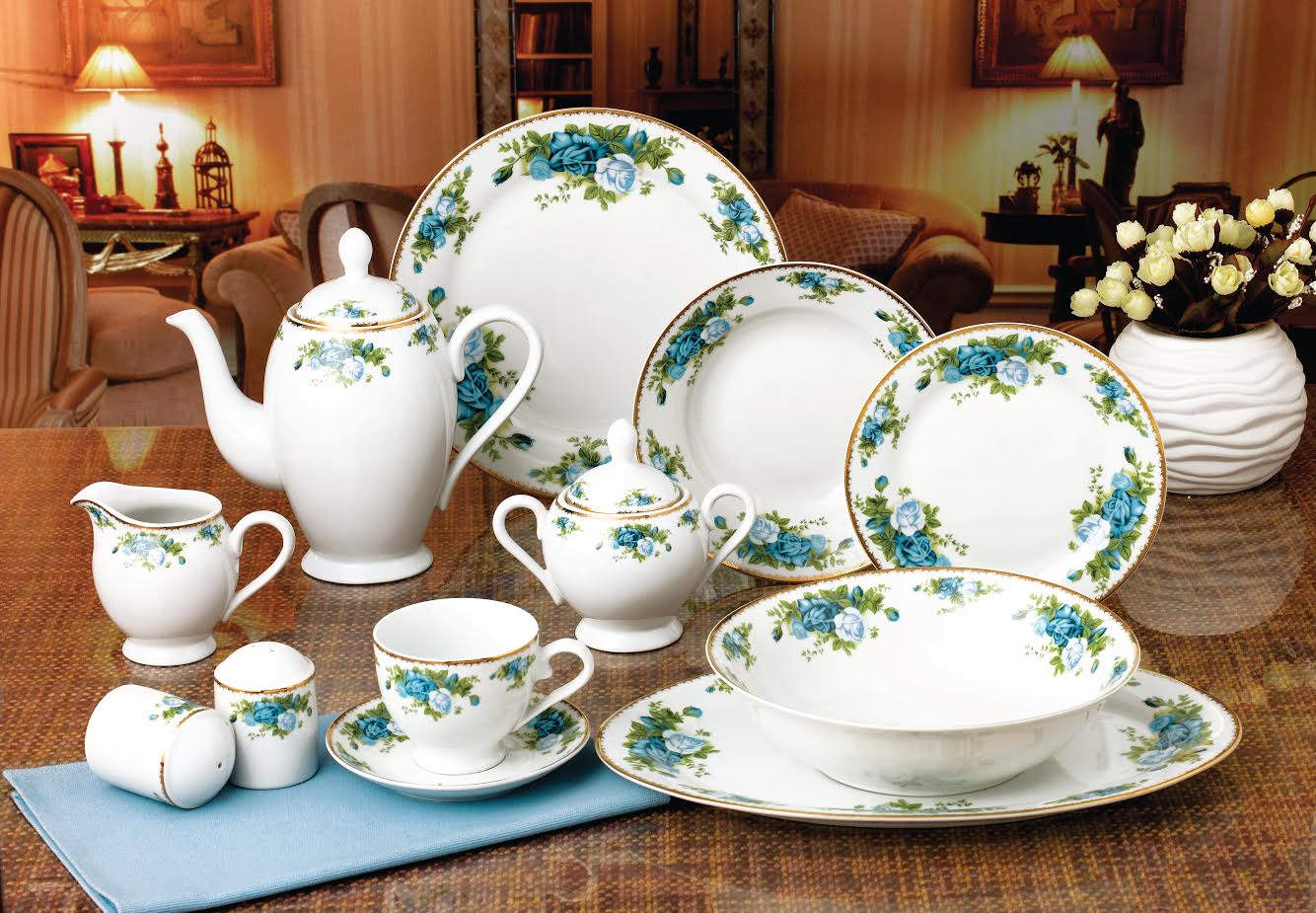 49 PC Blue Rose Royal Dinner Set