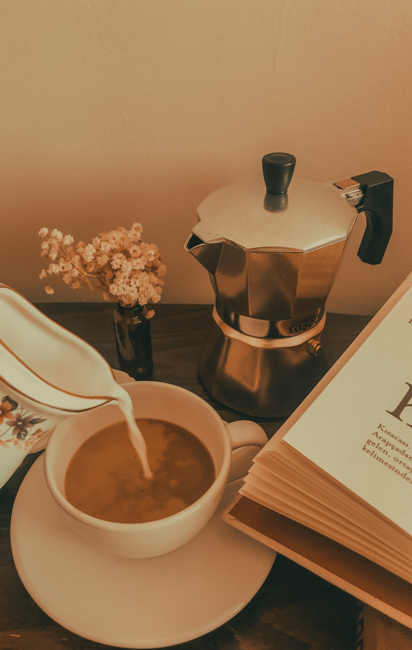 9 Cups Expresso Mocha Maker For Classic Italian Style Coffee