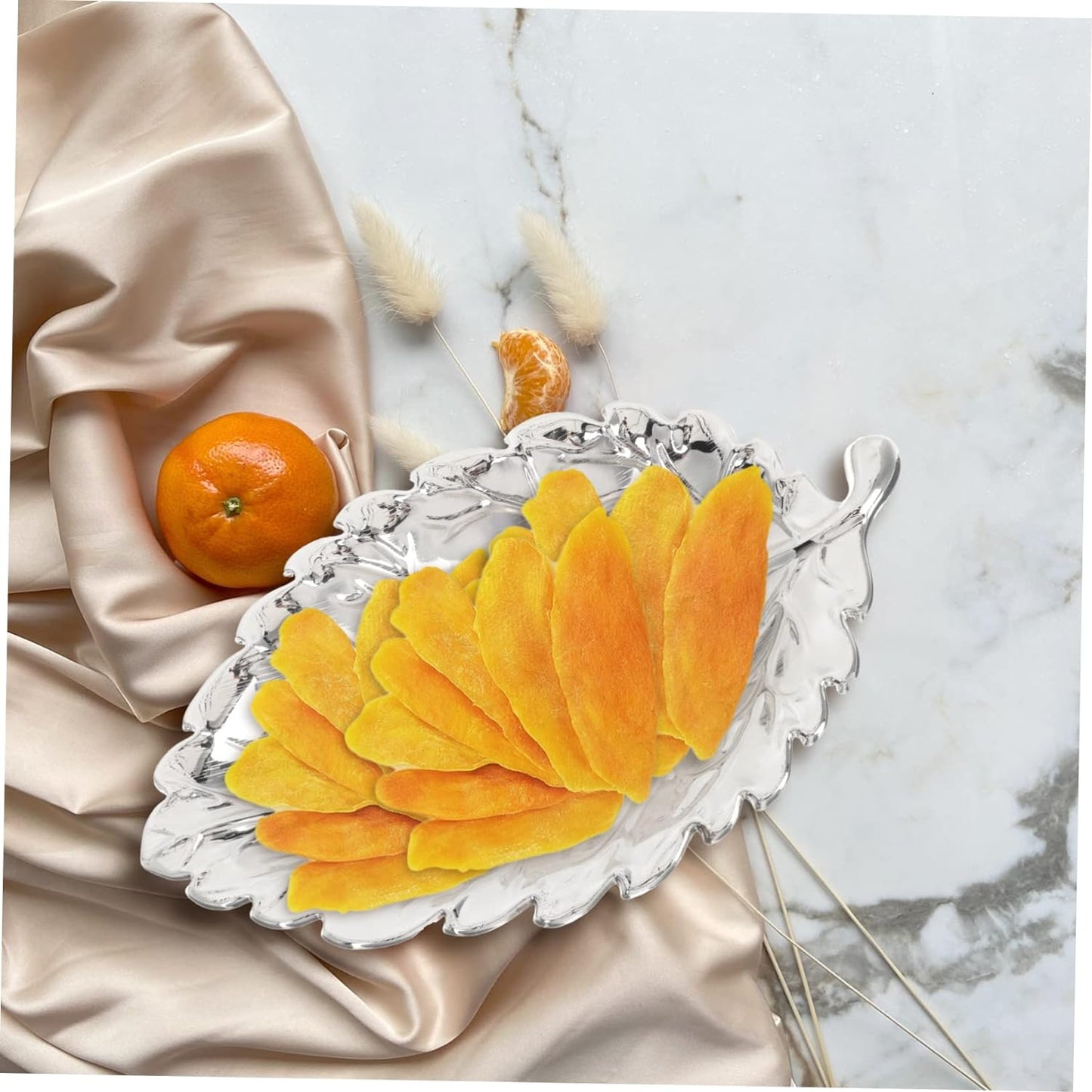 European Style Large Metal Leaf Shape Dried Fruit Dish Snack Plate