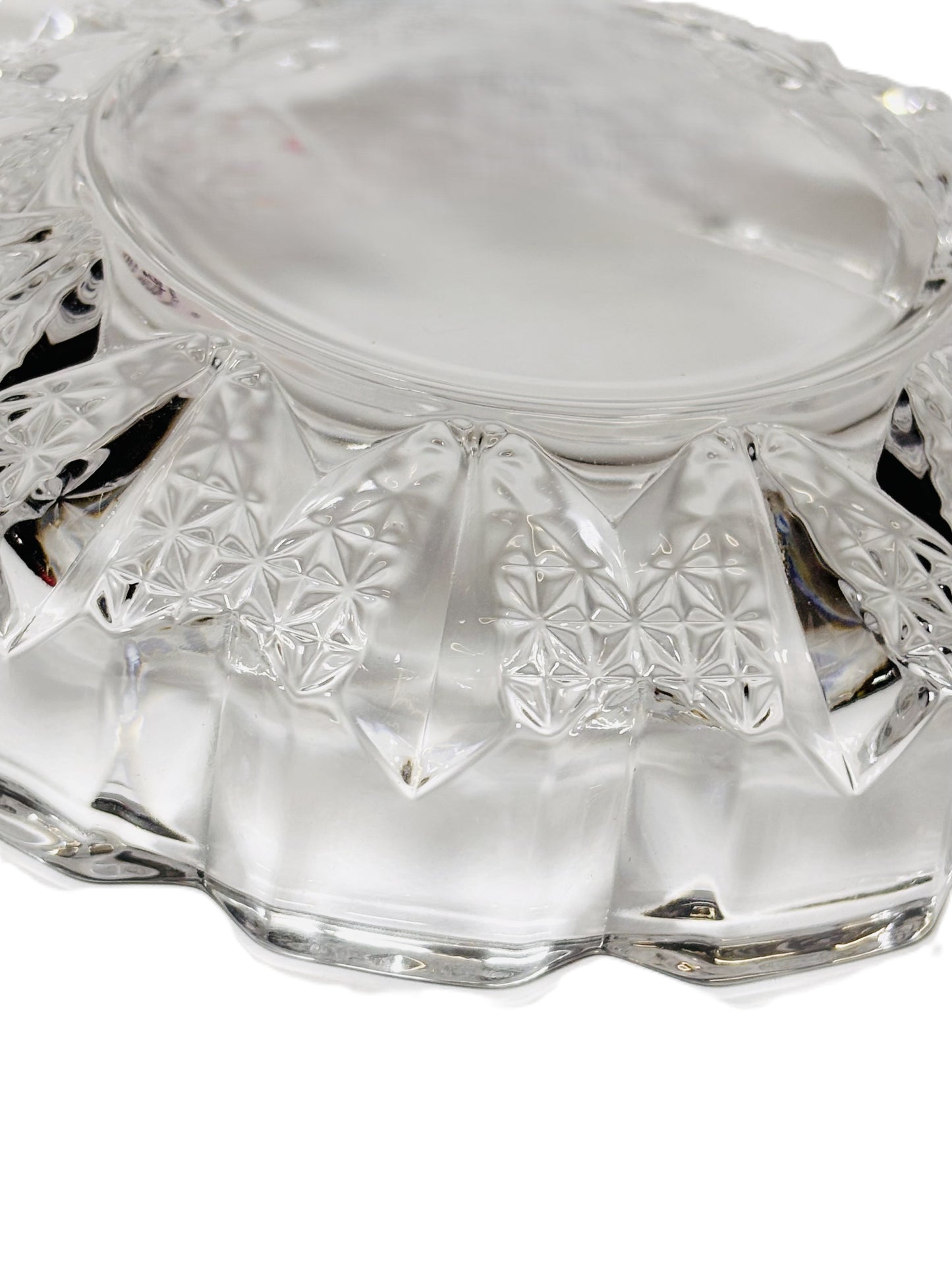 Crystal Glass Ashtray, Clear, Round Shape, Cut Glass Design with Decorative Pattern