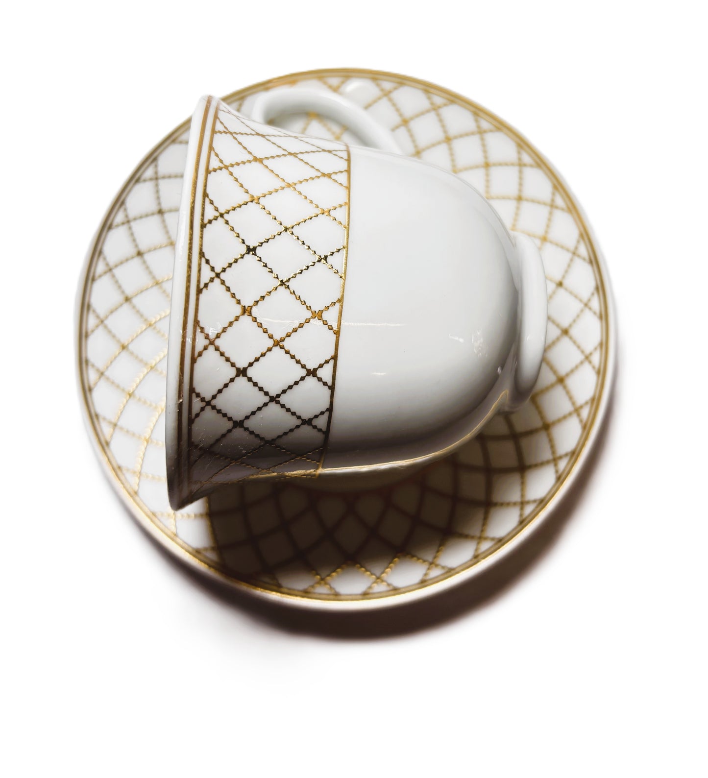 Porcelain Tea Cup and Saucer Set, White with Gold Diamond Pattern, 12 Pieces Set