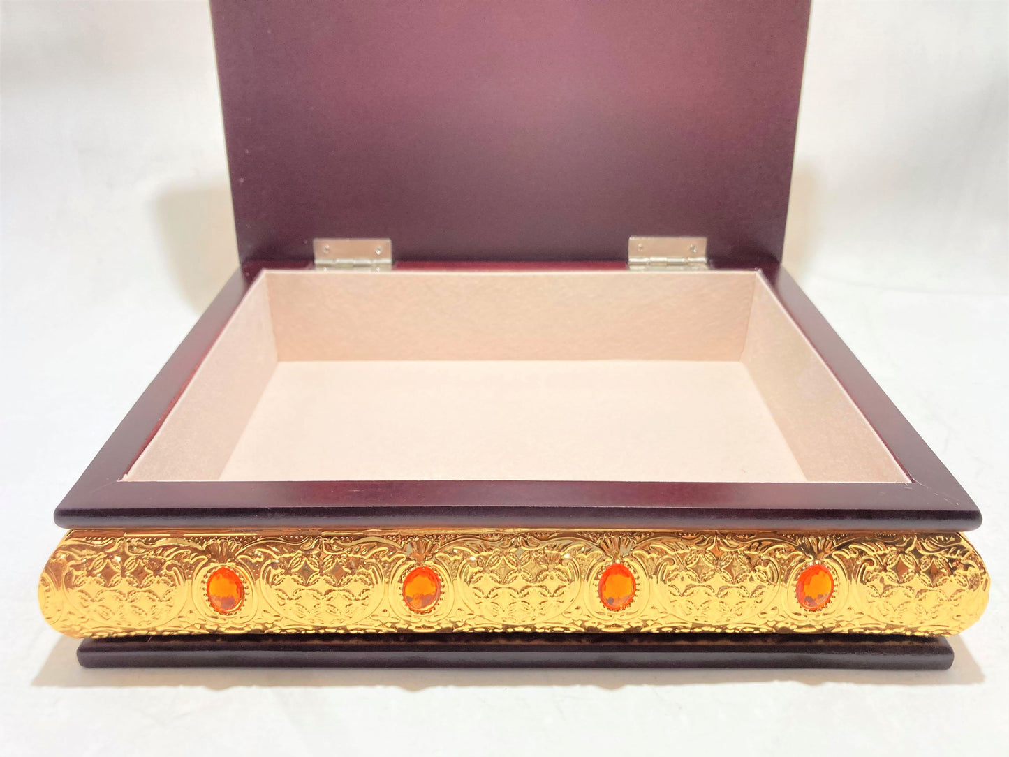 Gold Decorated Ghoran Box