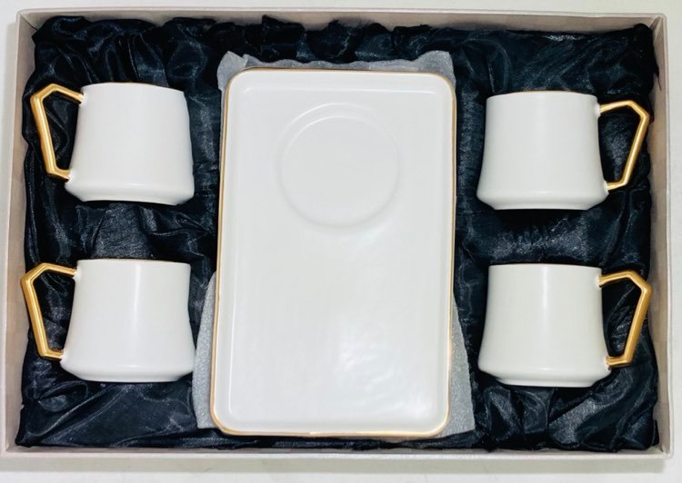 8 PC White & Gold Coffee / Tea Cup Set