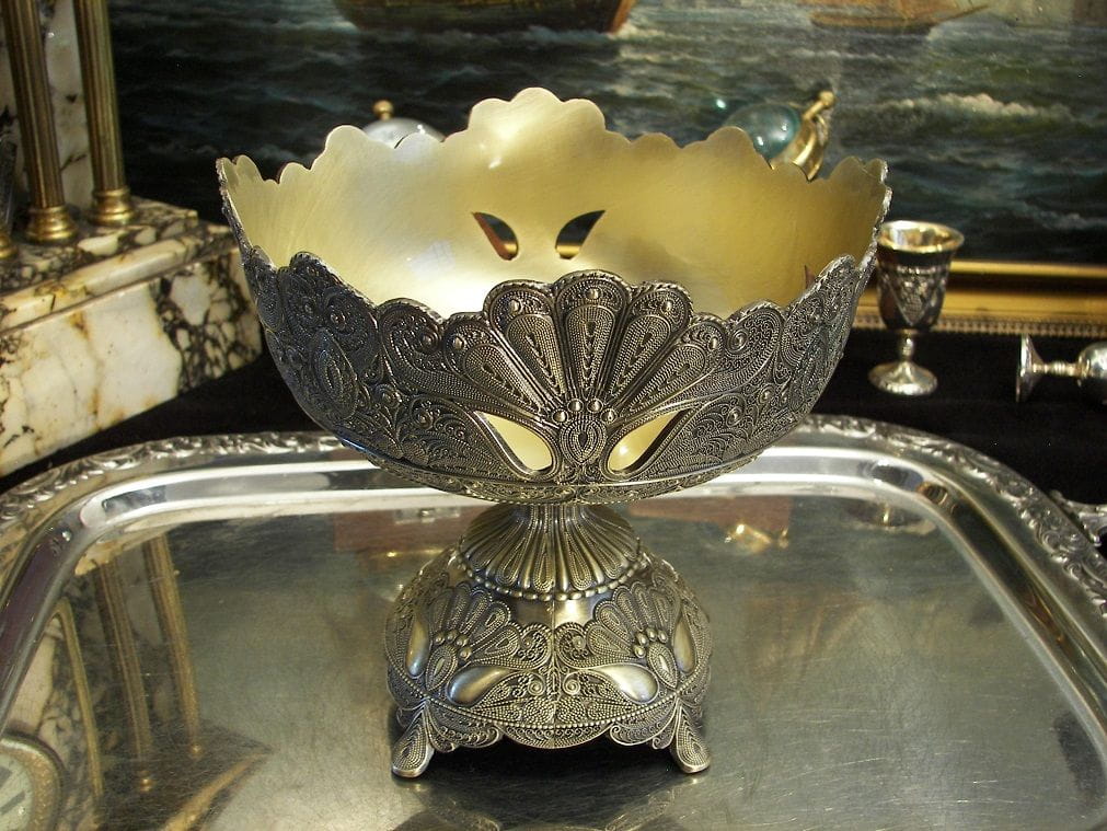 Small Gold Plated Metal Fruit Bowl