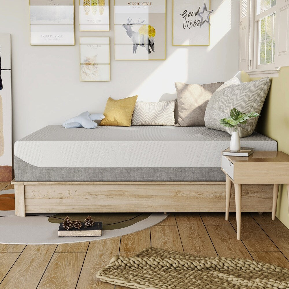 Full Size Delphinium Memory Foam Mattress