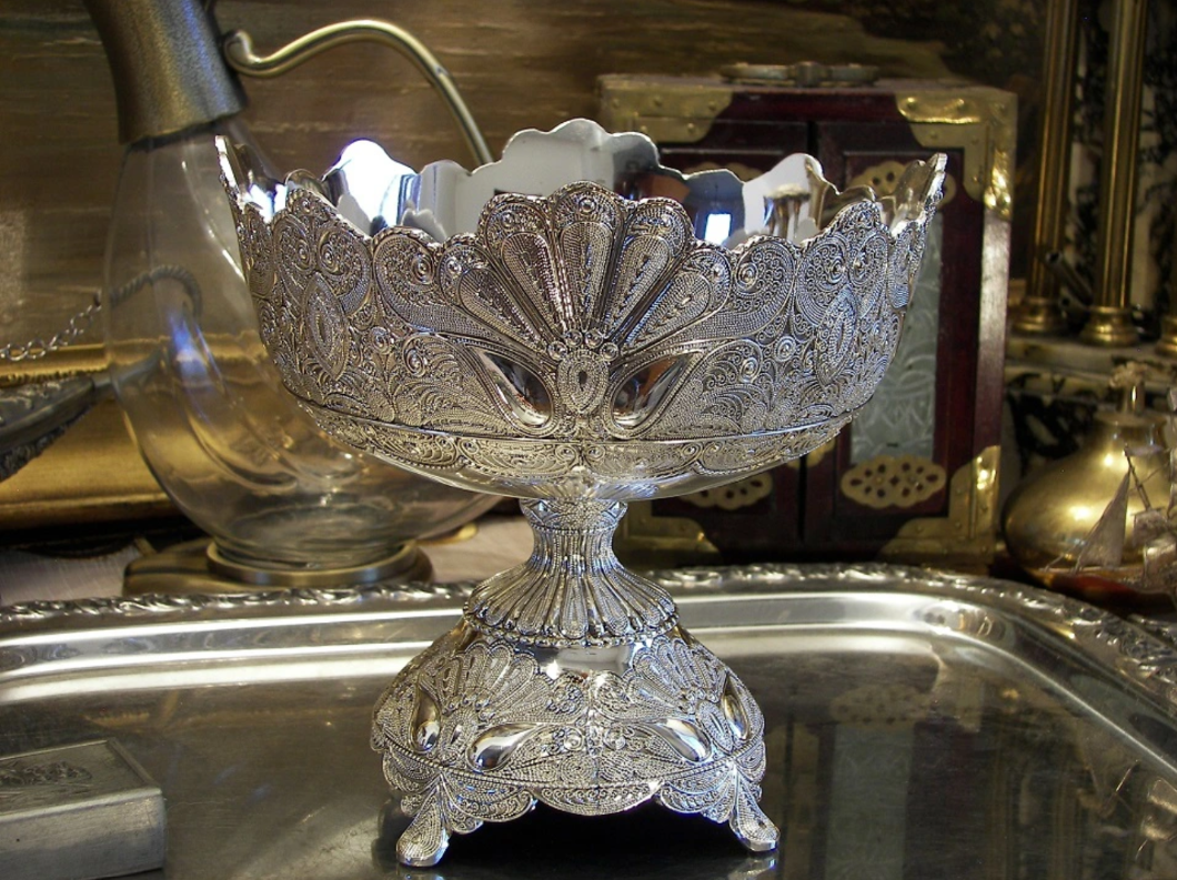 Larger Silver Plated Metal Fruit Bowl