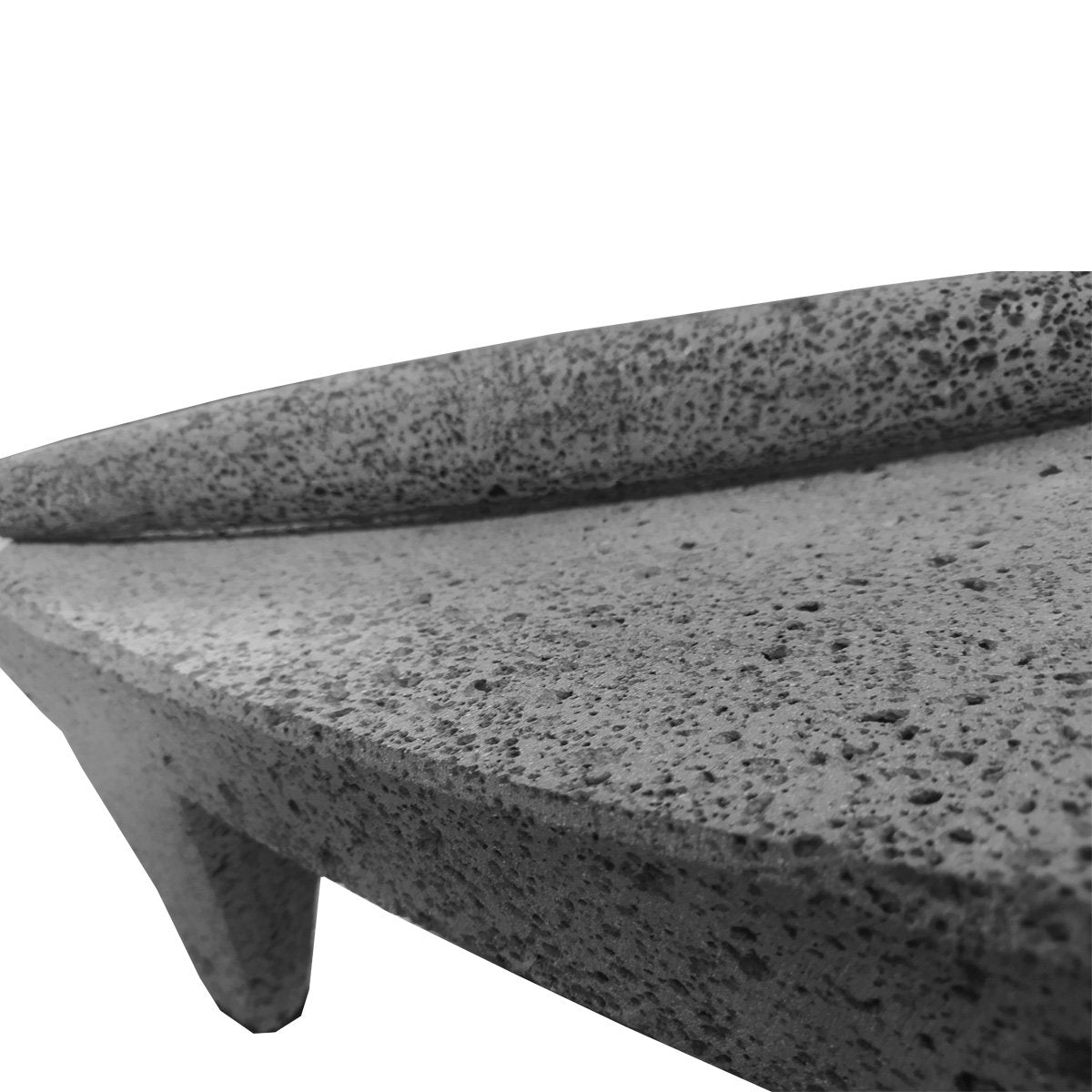 18" Volcanic Stone Metateh