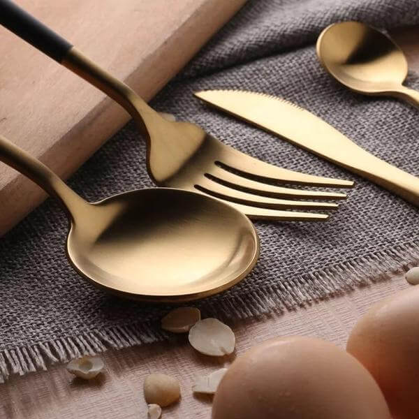 24 PC Classic Gold Cutlery w/ Black Handle Set